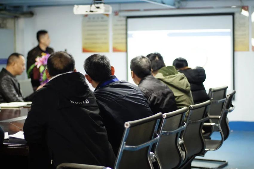 探花在线观看研发、生产2020年度工作总结暨2021年度工作计划专题会议
